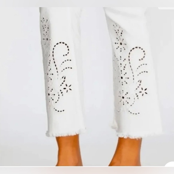 Johnny Was White Eyelet Detailed Pants ⚜️ - Picture 1 of 15